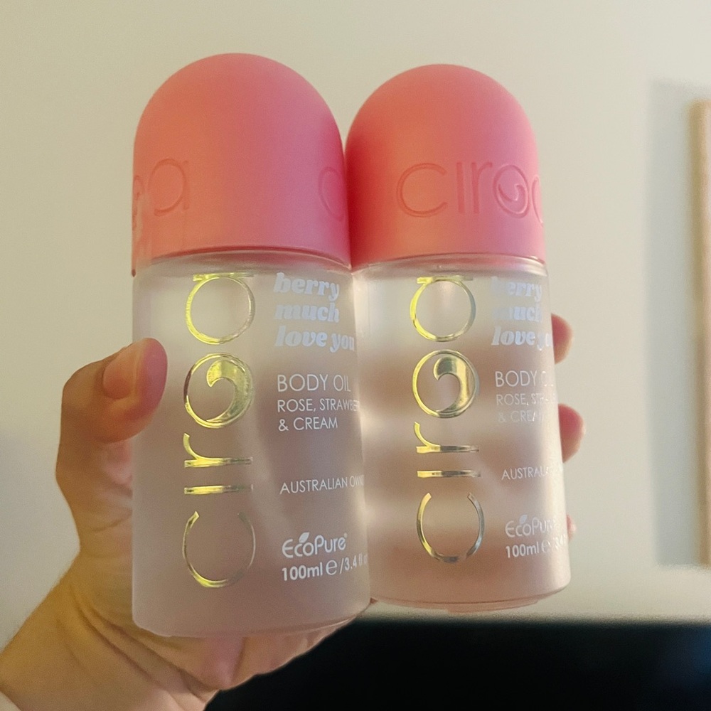 CIROA berry much love you body oil 3.4 floz / 100 ml X2